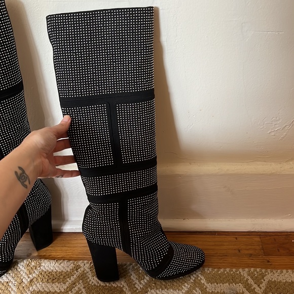 Fall Trends Stylish Studded Knee High Heeled Boot - Picture 6 of 6